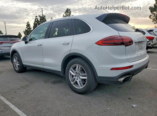 WP1AA2A2XJKA05577 2018 PORSCHE CAYENNE White 