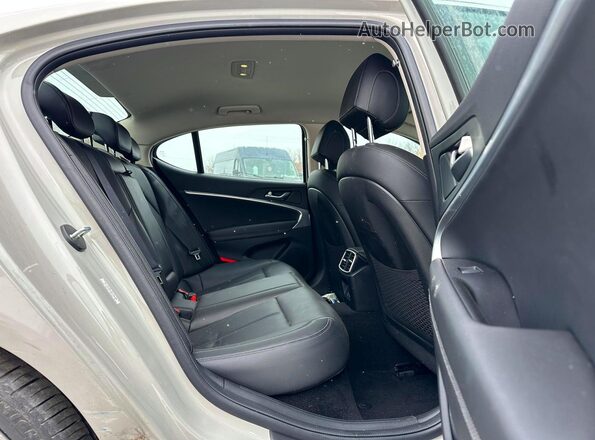 KMTG34SC9SU149489 2025 GENESIS G70 Gray Widok deski rozdzielczej