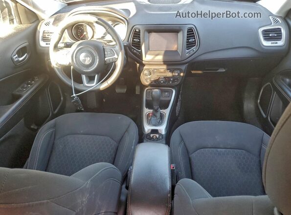 3C4NJCAB8KT726733 2019 JEEP COMPASS Silver 
