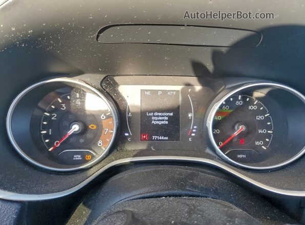 3C4NJCAB8KT726733 2019 JEEP COMPASS Silver 