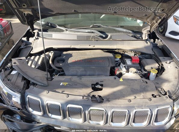 3C4NJCBB3NT214252 2022 JEEP COMPASS Черный Вид сзади