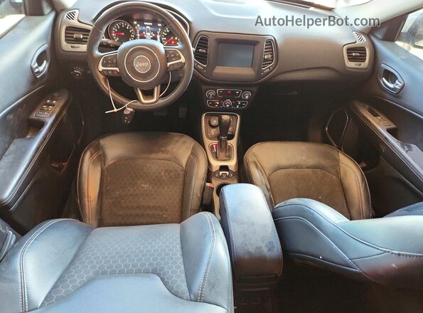 3C4NJDBB0KT650705 2019 JEEP COMPASS White Առջևի վահանակի տեսք
