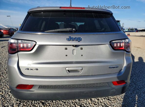 3C4NJDBB5MT503119 2021 JEEP COMPASS Серебряный Вид сзади