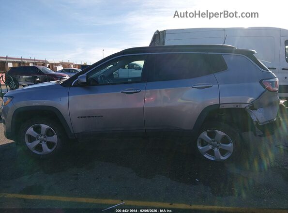 3C4NJDBB9JT168345 2018 JEEP COMPASS Gray Widok wnętrza 360 stopni