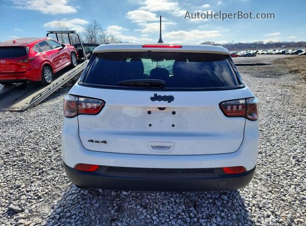 3C4NJDBN3ST516166 2025 JEEP COMPASS White უკანა ხედი