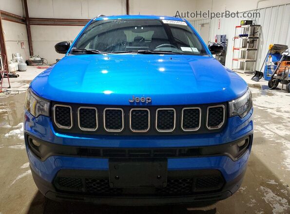 3C4NJDBN7PT534970 2023 JEEP COMPASS Blue Widok z przodu