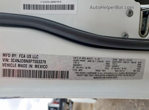 3C4NJDBN8PT553379 2023 JEEP COMPASS White Widok naklejki z numerem VIN