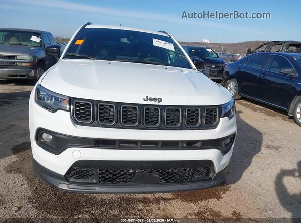 3C4NJDBN8ST556145 2025 JEEP COMPASS White Vista interior trasera