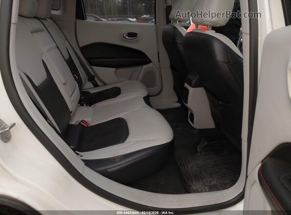 3C4NJDCB2HT641754 2017 JEEP NEW COMPASS White 