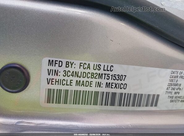 3C4NJDCB2MT515307 2021 JEEP COMPASS Silver Engine compartment view