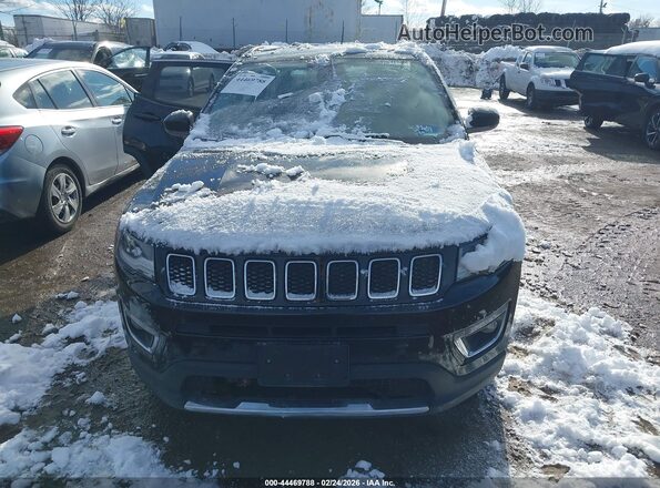 3C4NJDCB3JT341372 2018 JEEP COMPASS Black Widok zestawu wskaźników