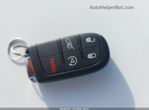 3C4NJDCB6HT632068 2017 JEEP NEW COMPASS White Widok deski rozdzielczej