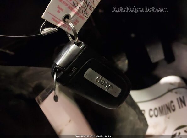 3C4NJDCB7NT203288 2022 JEEP COMPASS Белый Вид панели приборов