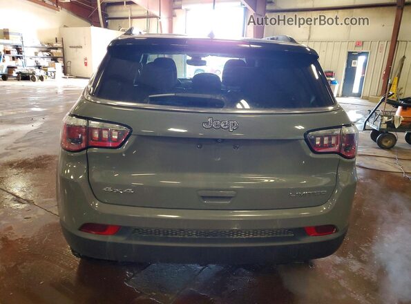 3C4NJDCB8KT673907 2019 JEEP COMPASS Silver 
