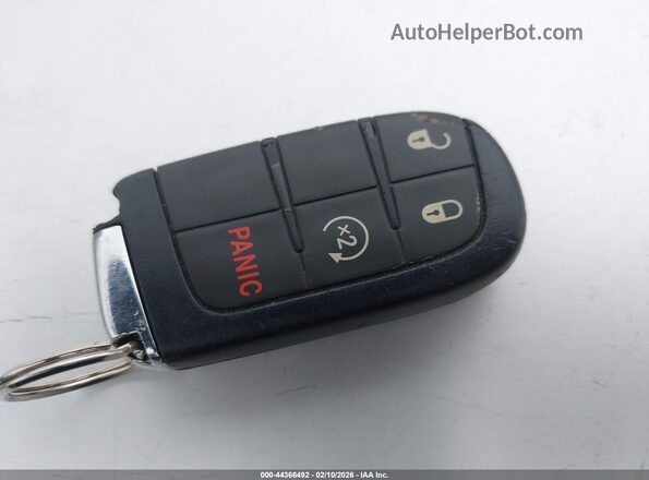 3C4NJDCB9NT103015 2022 JEEP COMPASS Silver 