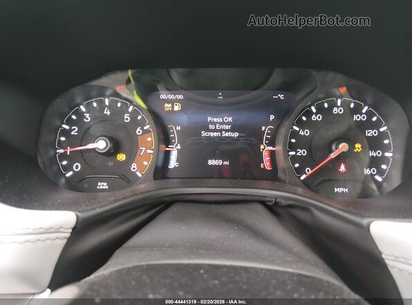3C4NJDCN4ST543892 2025 JEEP COMPASS White Widok tylnych siedzeń