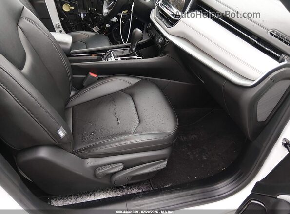 3C4NJDCN4ST543892 2025 JEEP COMPASS White Widok wnętrza z przodu