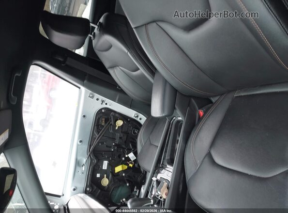3C4NJDCN6RT112884 2024 JEEP COMPASS White Vista interior delantera