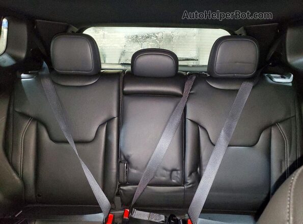 3C4NJDCN6ST605535 2025 JEEP COMPASS Silver Rear seats view