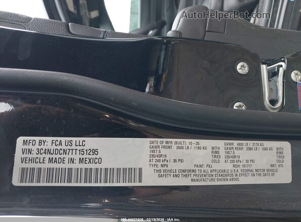 3C4NJDCN7TT151295 2026 JEEP COMPASS Черный Вид подкапотного пространства
