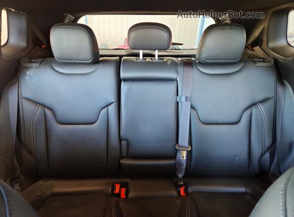 3C4NJDCN8ST579097 2025 JEEP COMPASS White Հետևի նստատեղերի տեսք