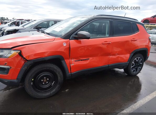 3C4NJDDB0KT817111 2019 JEEP COMPASS Orange 