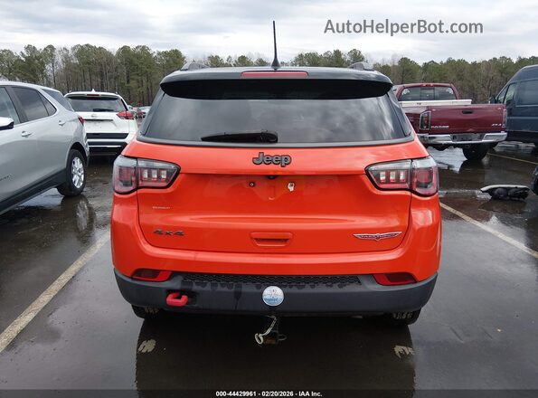 3C4NJDDB0KT817111 2019 JEEP COMPASS Orange 