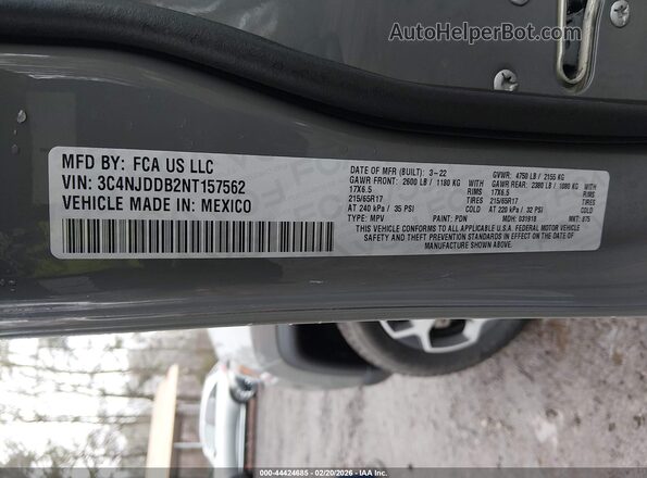 3C4NJDDB2NT157562 2022 JEEP COMPASS Gray Engine compartment view