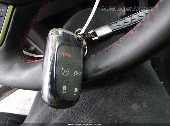 3C4NJDDB2NT157562 2022 JEEP COMPASS Gray Dashboard view
