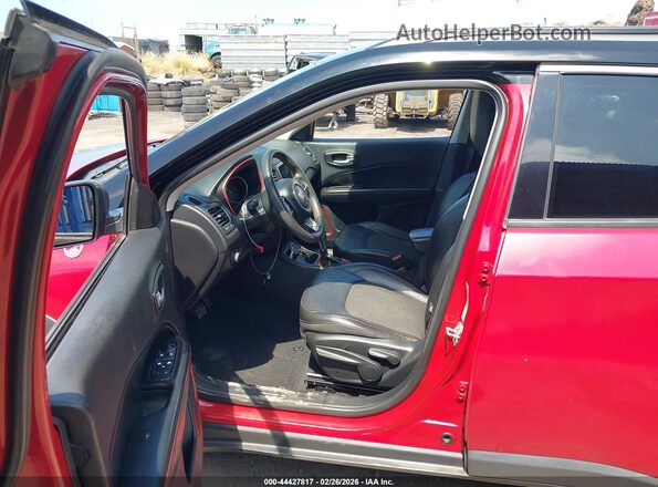 3C4NJDDB5MT571627 2021 JEEP COMPASS Red Vista interior delantera