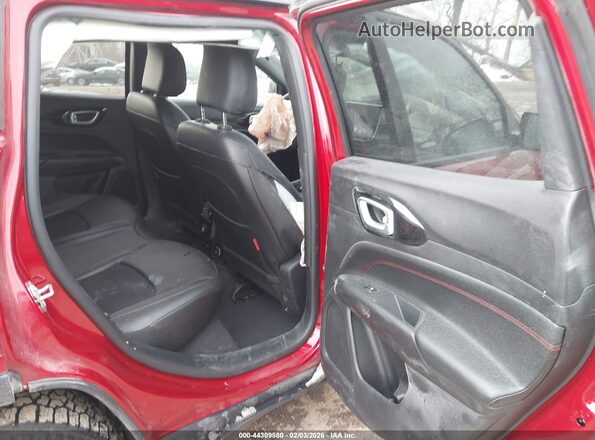 3C4NJDDN4ST522121 2025 JEEP COMPASS Red VIN կոդի պիտակի տեսք