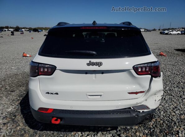 3C4NJDDN7TT186191 2026 JEEP COMPASS White Widok wnętrza 360 stopni