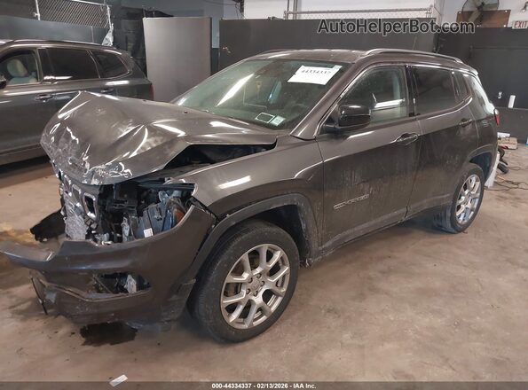3C4NJDFB6NT195812 2022 JEEP COMPASS Gray Առջևի ձախ երեք քառորդ տեսարան