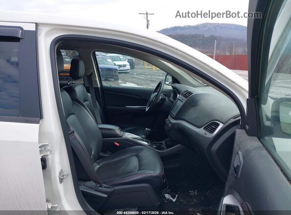 3C4PDDEG2KT774773 2019 DODGE JOURNEY White 