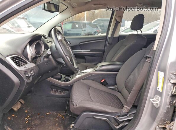 3C4PDDGG2HT696145 2017 DODGE JOURNEY Серебряный Вид салона спереди