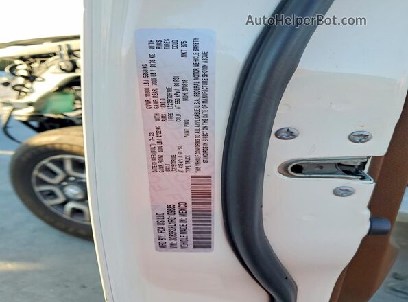 3C63R3FL1RG109685 2024 RAM 3500 White VIN sticker view