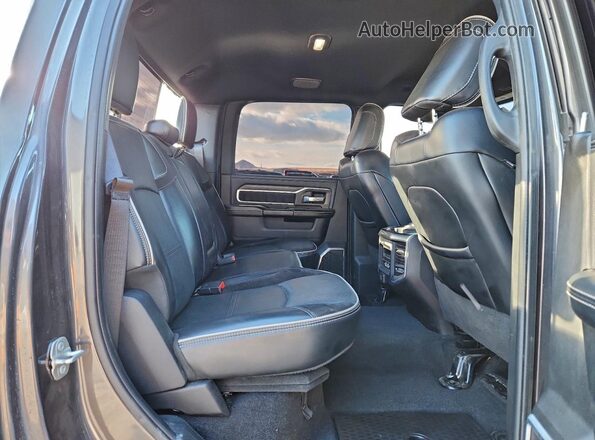 3C63R3JL0PG644902 2023 RAM 3500 Gray უკანა სავარძლების ხედი