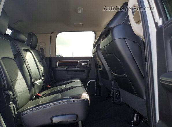 3C63R3ML3PG645148 2023 RAM 3500 White Rear seats view