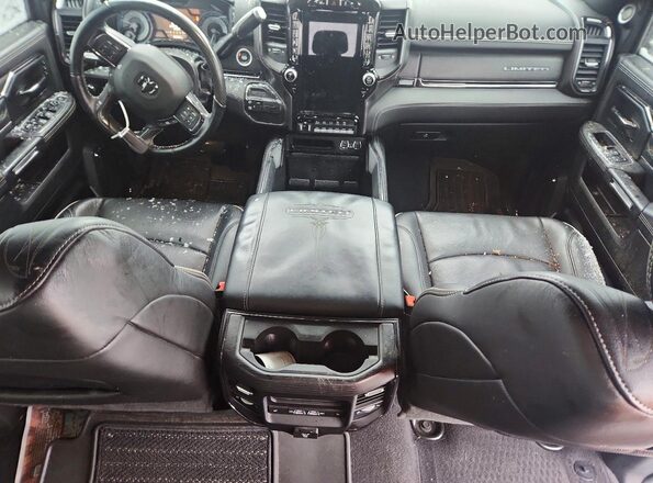 3C63R3PLXNG240445 2022 RAM 3500 Синий Вид панели приборов