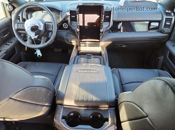 3C63R5SL6TG221651 2026 RAM 2500 Черный Вид панели приборов