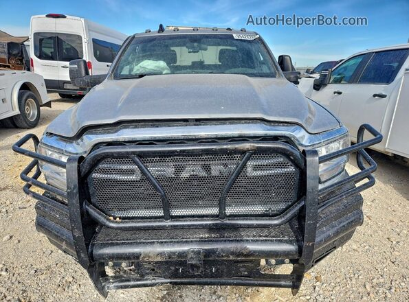 3C63RRGL0PG543353 2023 RAM 3500 Gray Вид спереду