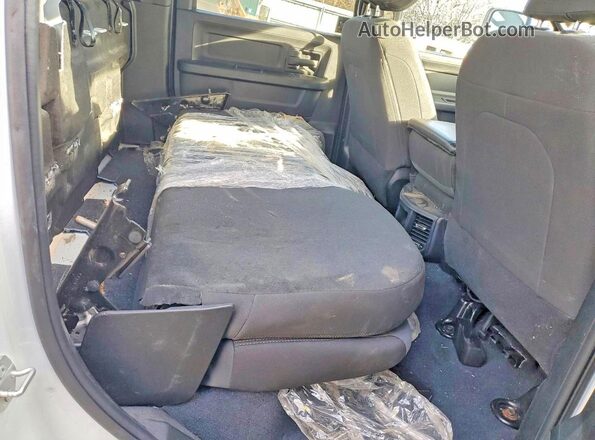 3C63RRGL1RG155776 2024 RAM 3500 White Vista interior delantera