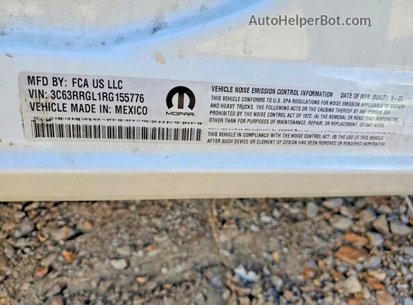 3C63RRGL1RG155776 2024 RAM 3500 White Vista de los asientos traseros
