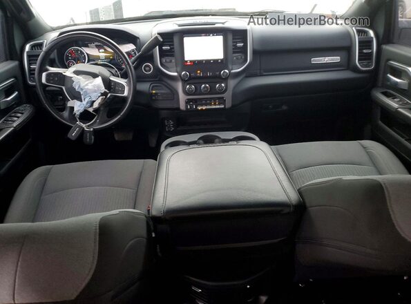 3C63RRHL2RG272698 2024 RAM 3500 White Dashboard view