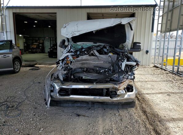 3C63RRHL6RG393749 2024 RAM 3500 White Front view