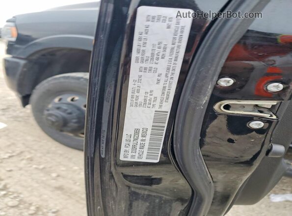 3C63RRJL7NG230659 2022 RAM 3500 Black Vista del compartimento del motor