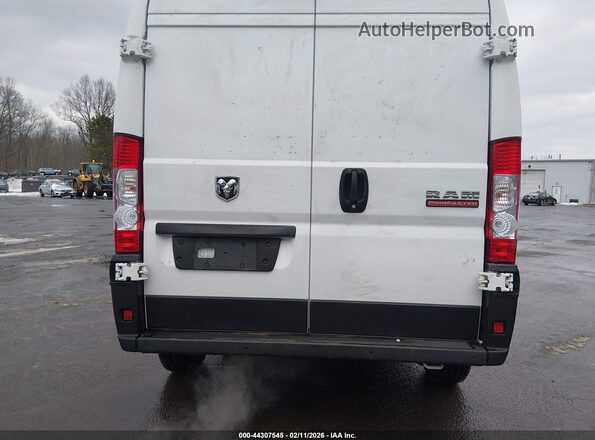 3C6LRVCG8NE102810 2022 RAM PROMASTER 2500 White Front view