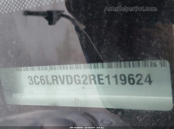 3C6LRVDG2RE119624 2024 RAM PROMASTER 2500 White Вид підкапотного простору