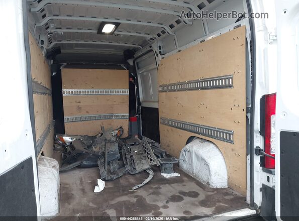3C6LRVDG2RE119624 2024 RAM PROMASTER 2500 White Вид наклейки з VIN-кодом