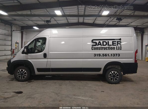3C6LRVDG3SE554870 2025 RAM PROMASTER 2500 Silver 360 interior view